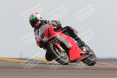 media/Nov-05-2022-SoCal Trackdays (Sat) [[f8d9b725ab]]/Turn 9 (110pm)/